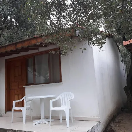 Elisa Tatil Koeyue * Μπαλικεσίρ
